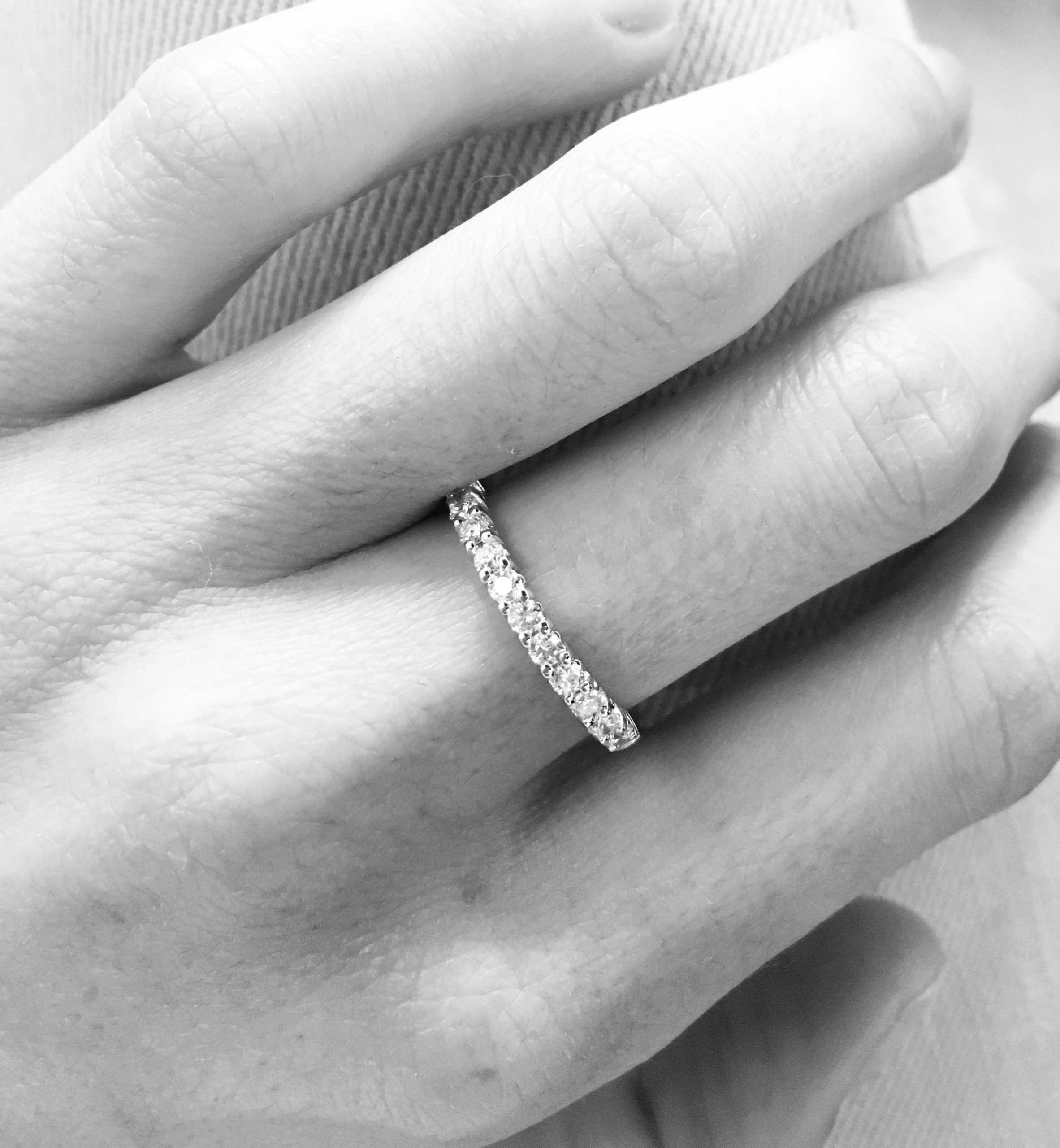 comprar anillos de diamantes oro blanco