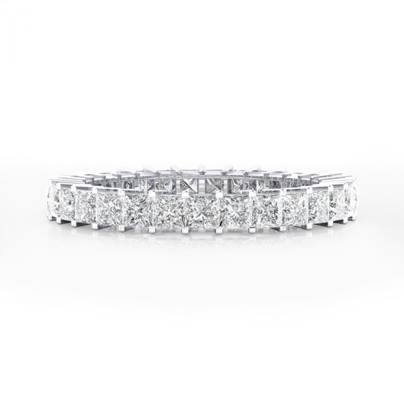 anillos de compromiso estilo alianza de diamantes